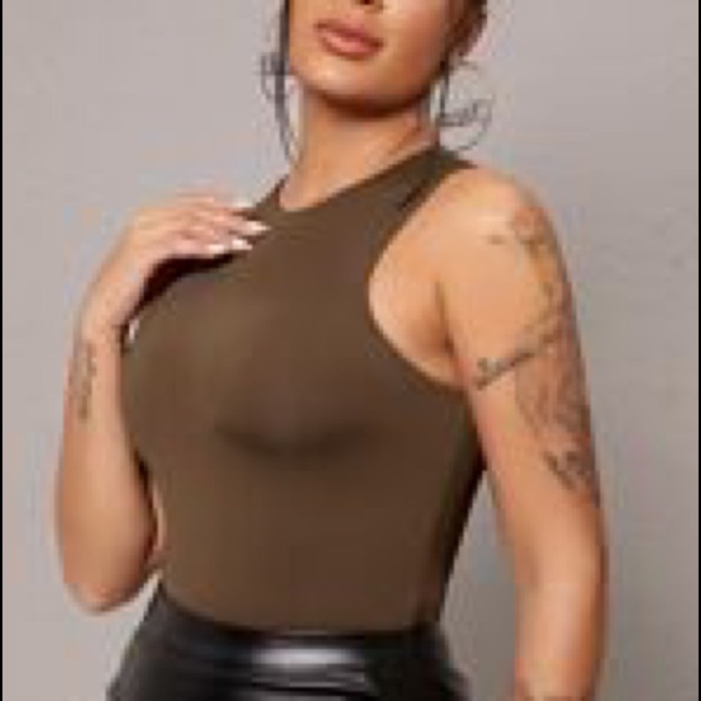 CHOCOLATE BROWN SLEEVELESS BODYSUIT